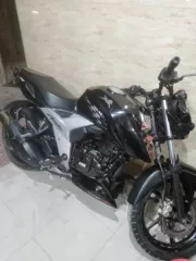 TVS Apache RTR 160 4V